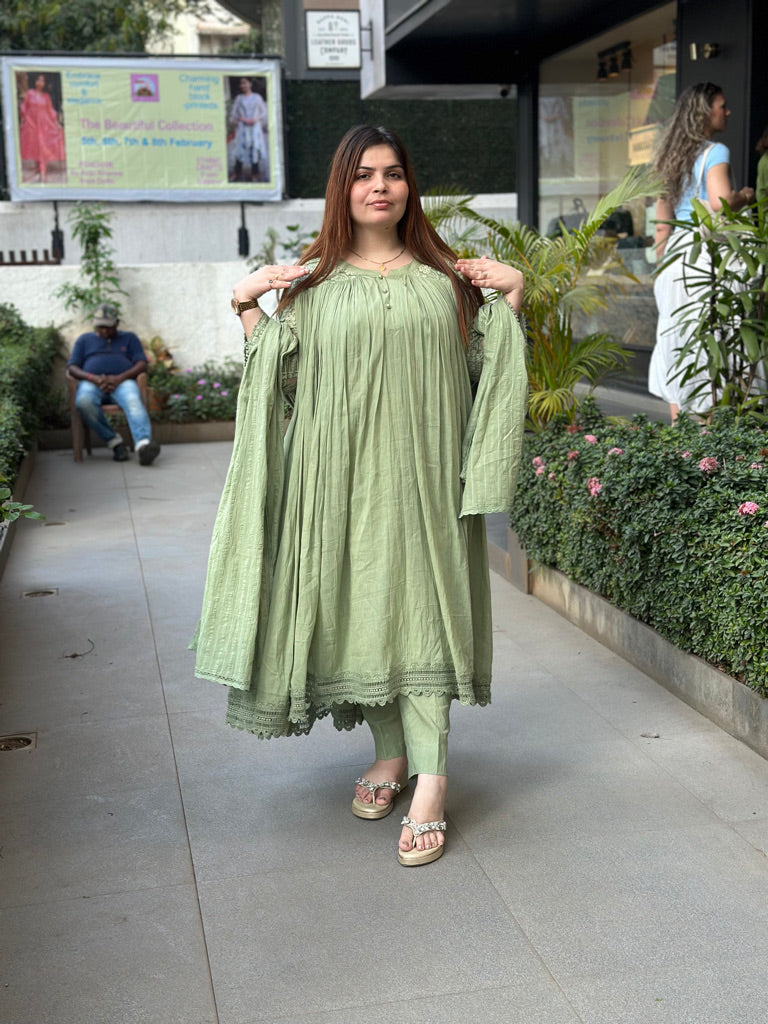 GREEN SUIT SET